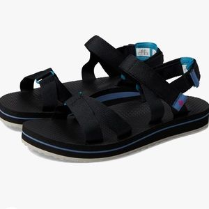 Columbia Women’s Alava Sports Sandals